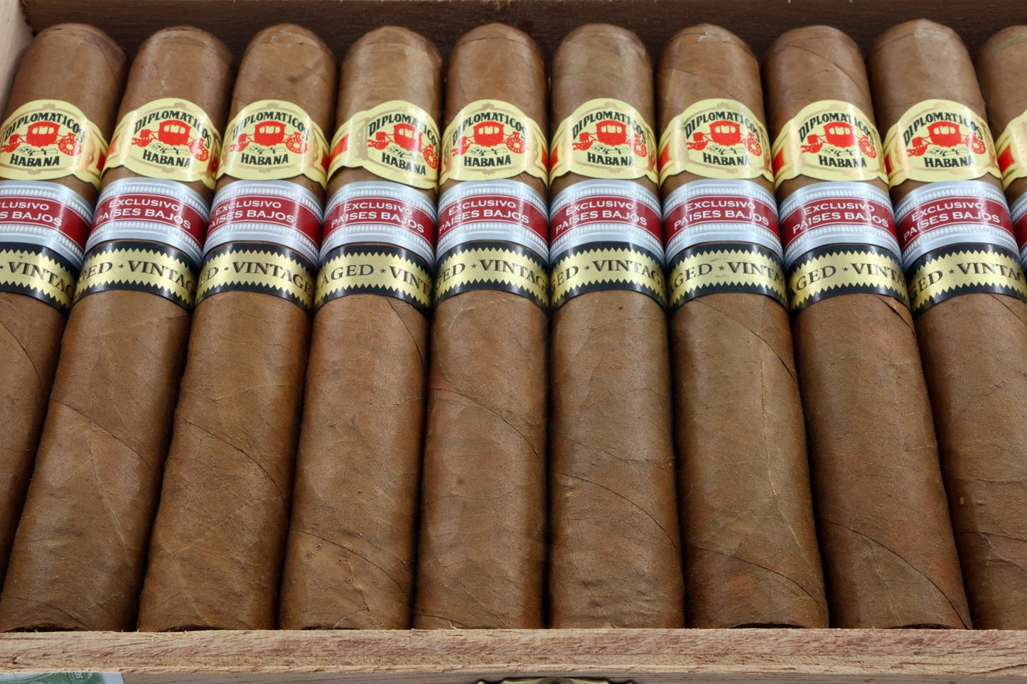 DIPLOMATICOS EL EMBAJADOR REGIONAL EDITION PAIS BAJOS 2015 CUBAN CIGAR ONLINE