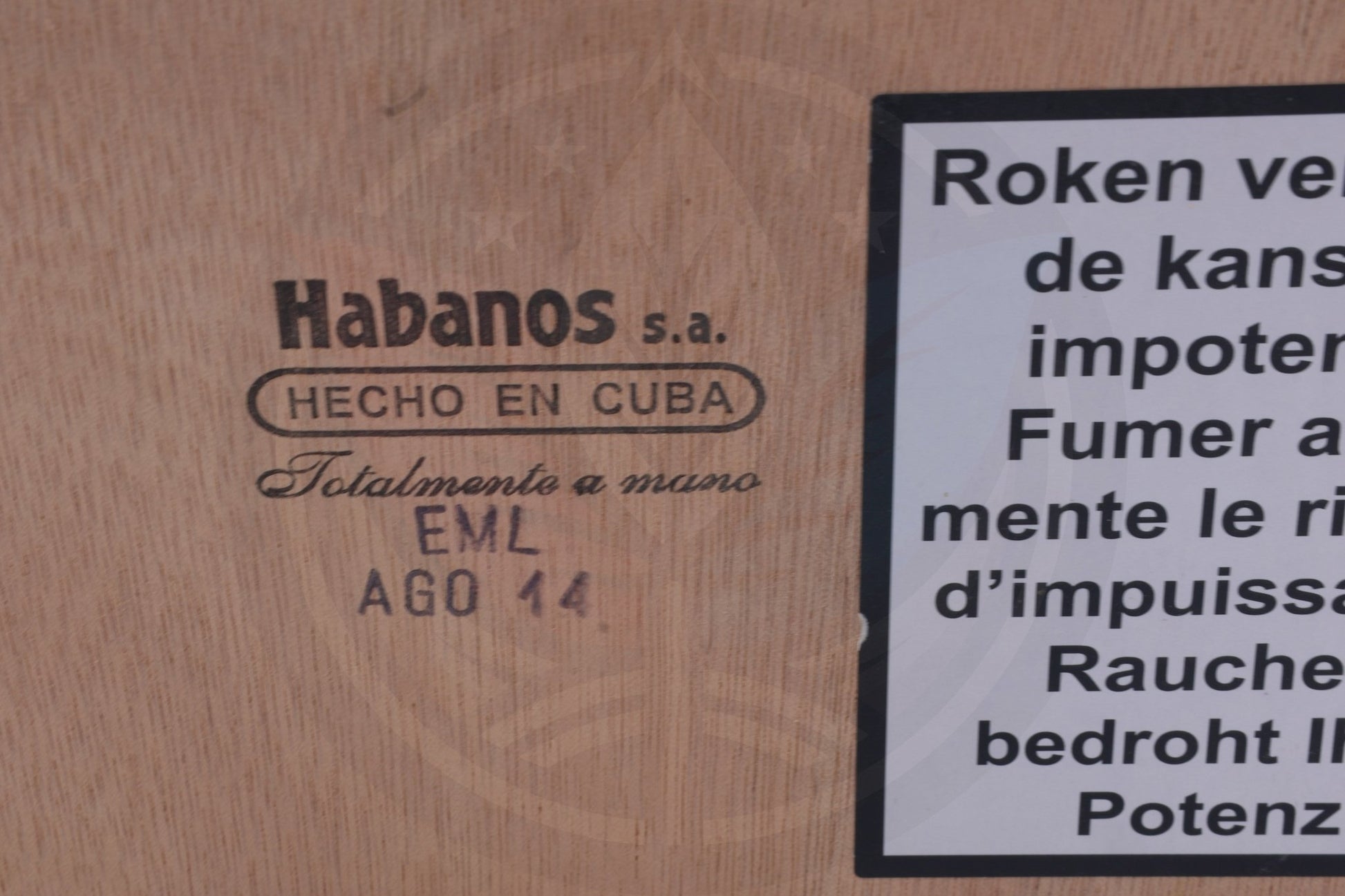 HOYO DE MONTERREY EPICURE DE LUXE  LCDH LA CASA DEL HABANO AGED 2014